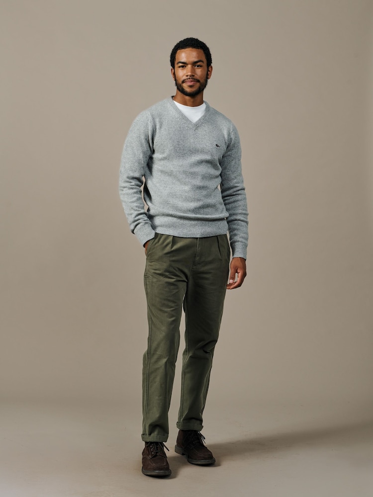 Aubin Grey Bransbury Lambswool V-Neck Jumper - Image 4 of 4