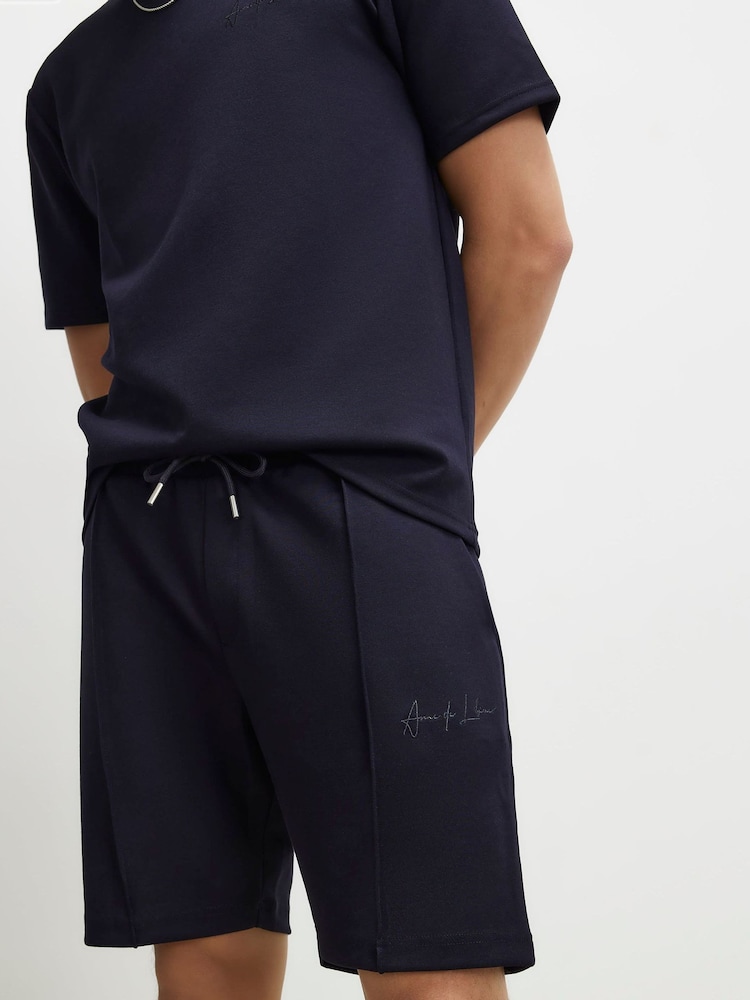 River Island Slim Fit Interlock Shorts - صورة 4 من 4