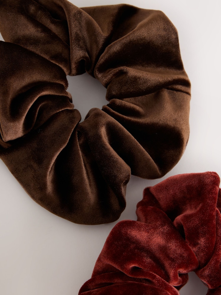 Chocolate Brown Velvet Scrunchie 2PK - Image 5 of 5