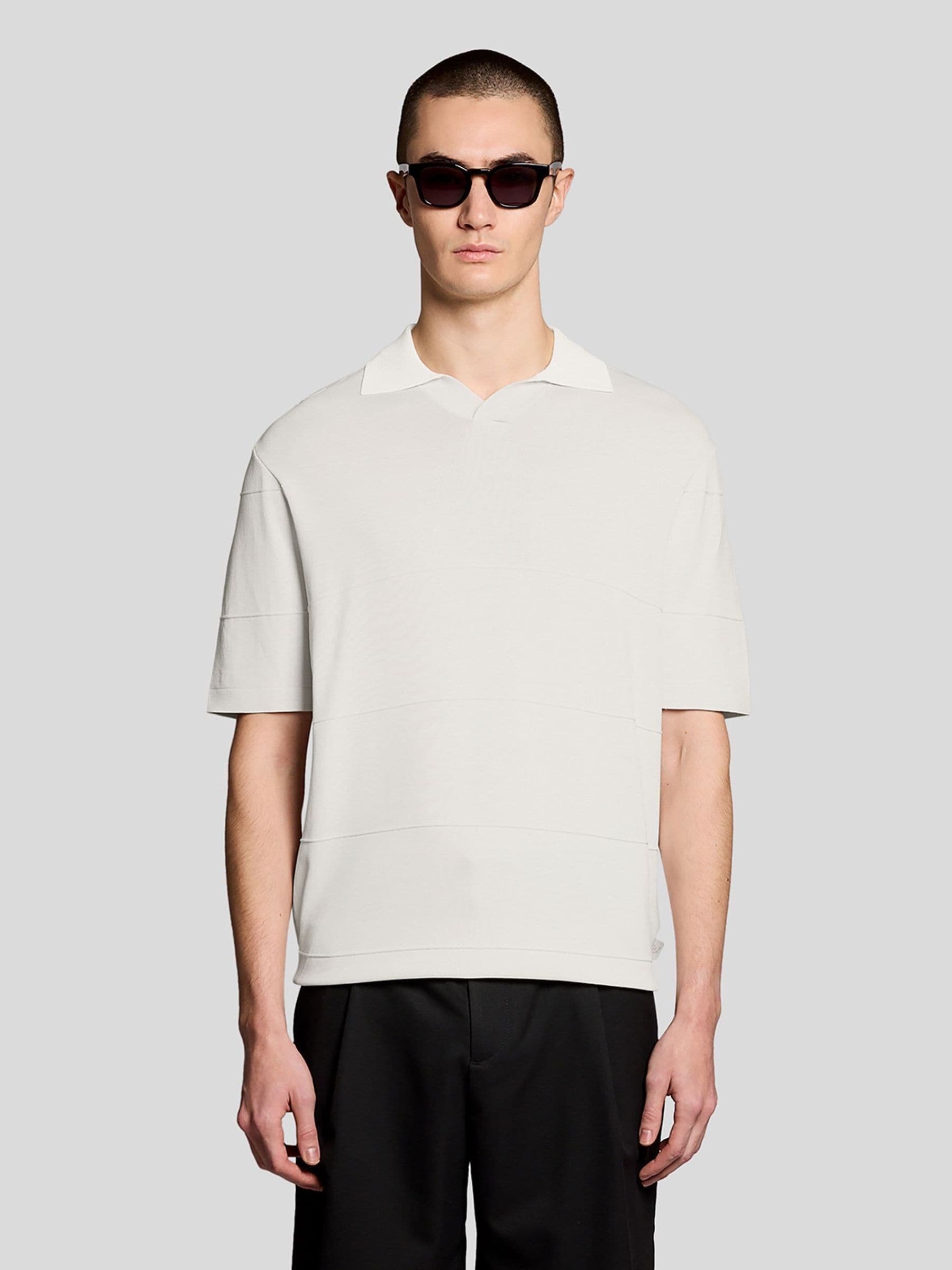 Lyle & Scott Men's Grey Tonal Stripe Knitted Polo Shirt - Image 1