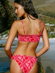 Chelsea Peers Shirred Starfish Print Bikini Top - Obraz 3 z 6