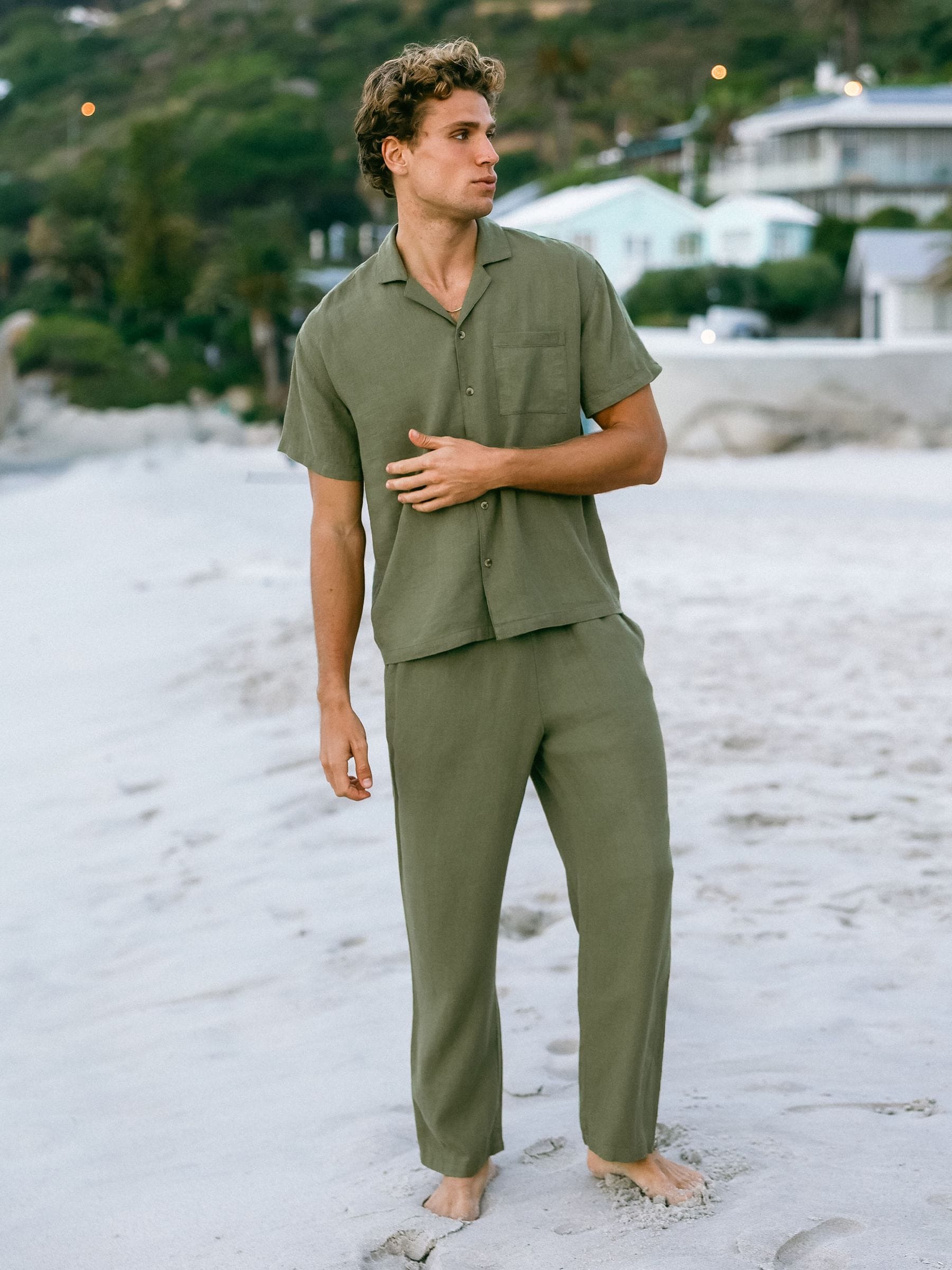 Buy Chelsea Peers Green Linen Blend Trousers from Next Canada