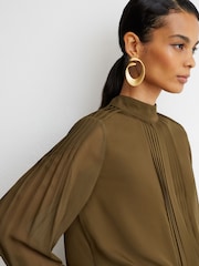 Reiss Khaki Green Ottilie Pintuck-Detail Tie-Back Blouse - Image 6 of 7