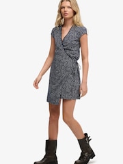 Vestido envelope Superdry Athletic Essential - Imagem 8 de 9