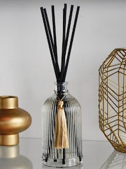 Made by Zen White Riad Reed Diffuser - Smoked Wood & Amber - Image 2 of 4