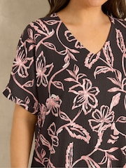 Evans Brown Crinkle Jersey V-Neck Top - Image 4 of 5