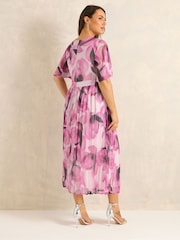 Evans Pink Pleated Angel Sleeve Dress - Image 3 of 5