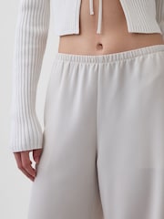 Gris - Gap Easy Wide-Leg Trousers - Imagen 4 de 5