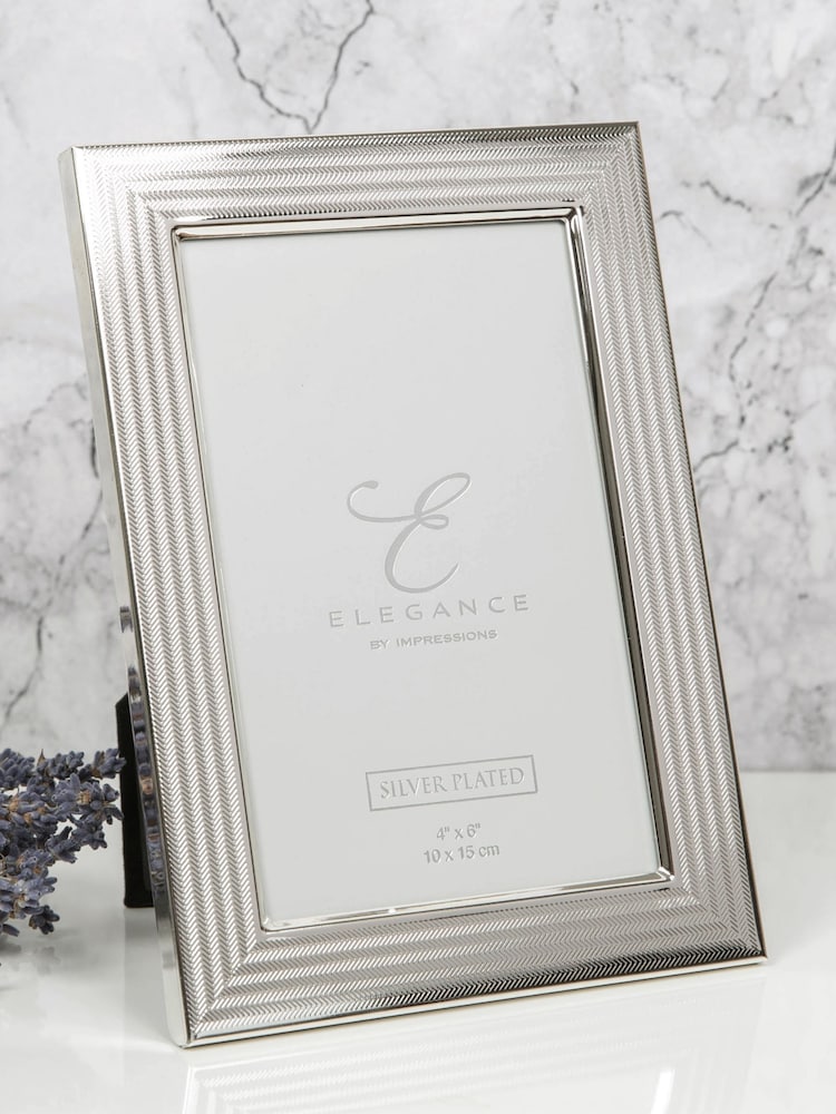 Widdop Silver Silverplated Textured Surface Photo Frame - Image 1 of 4 Widdop Silver Silverplated Textured Surface Photo Frame - Image 1 of 4