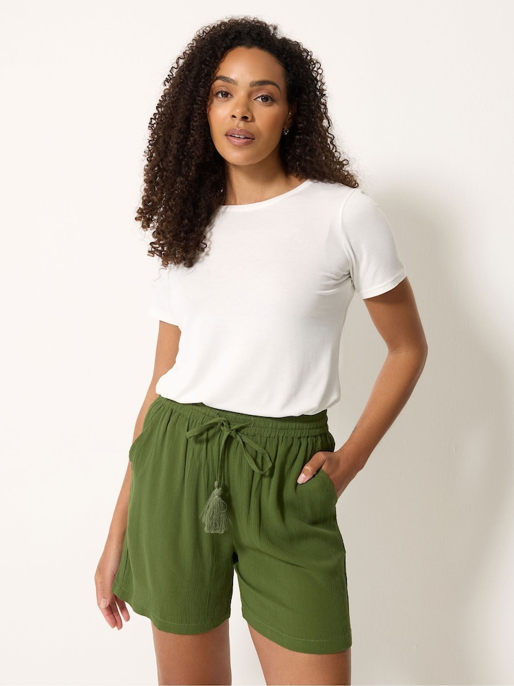 M&Co Green Crinkle Shorts - Image 1 of 5 M&Co Green Crinkle Shorts - Image 1 of 5
