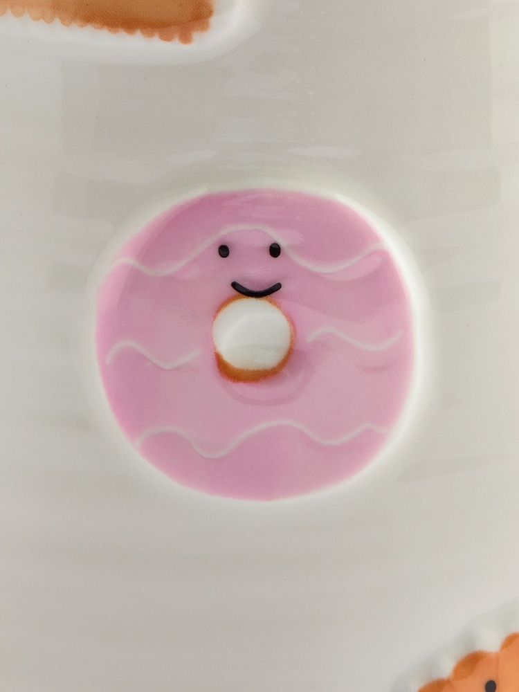 White/Pink Biscuit Character Ceramic Jug Vase - Image 5 of 5 White/Pink Biscuit Character Ceramic Jug Vase - Image 5 of 5