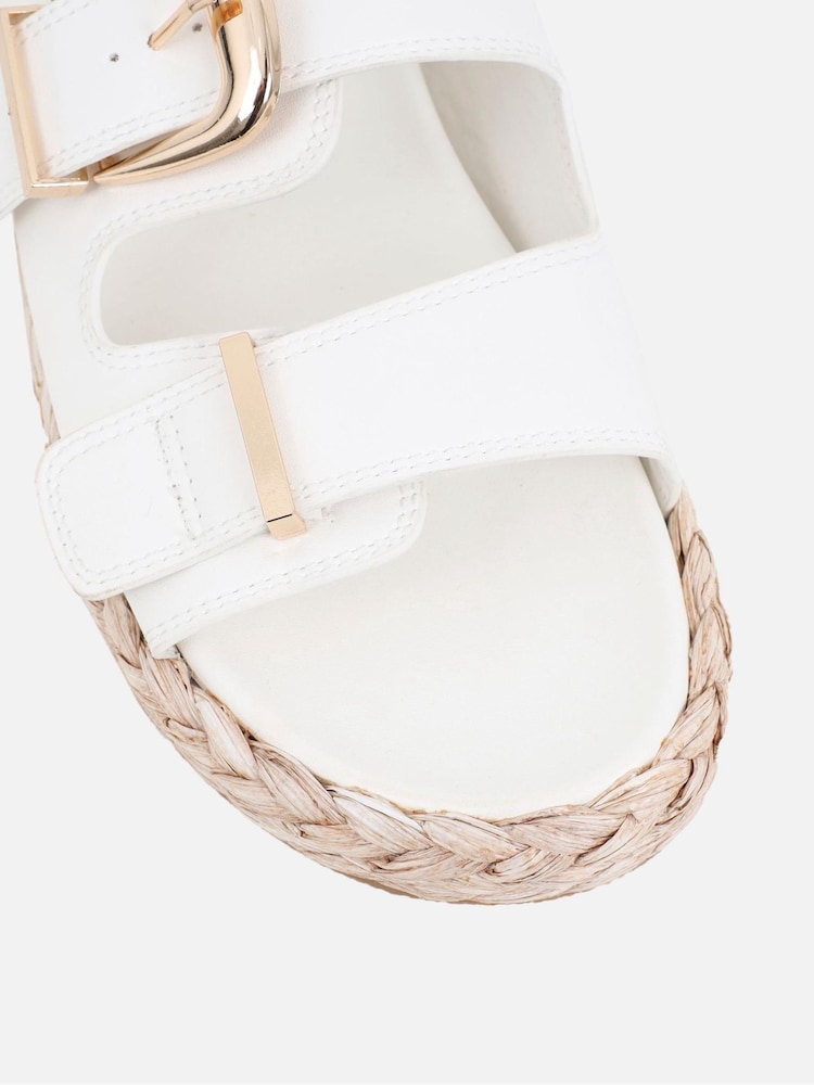 Weiß - Simmi London Nancy Buckle Detail Footbed Slides - Bild 4 von 4