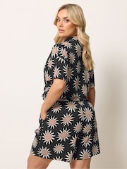 Yours Curve Black Resort Shorts - Image 2 of 5