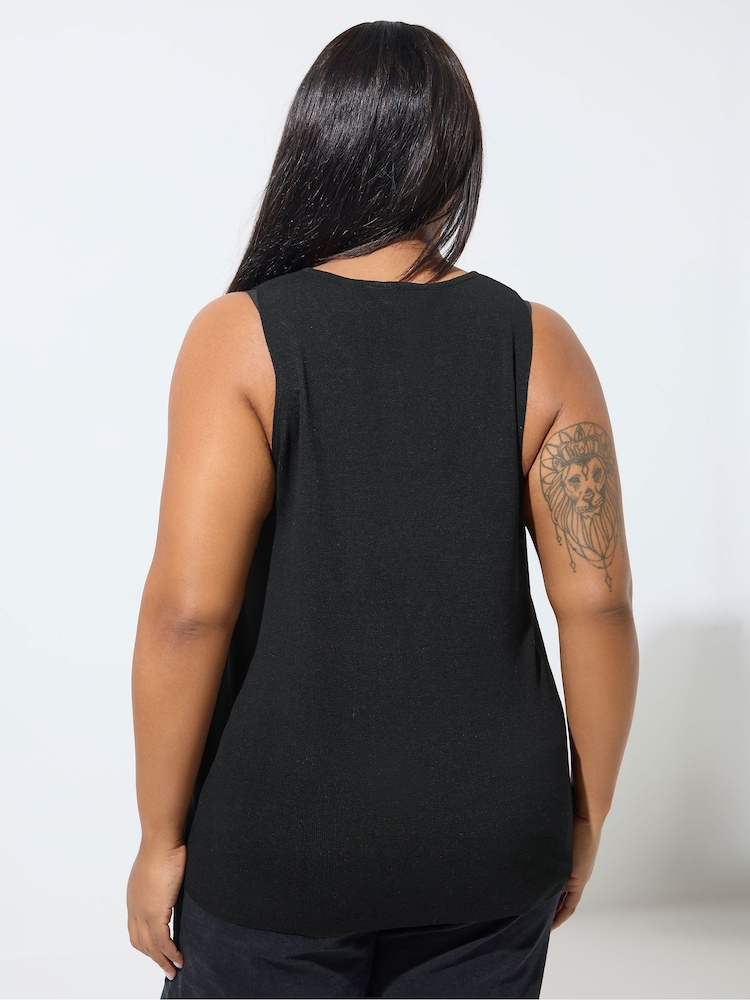 Yours Curve Black Limited Knitted Waistcoat - Image 2 of 5