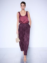 酒紅 - Jacquard Barrel Leg Trousers - 圖片 1，共 9