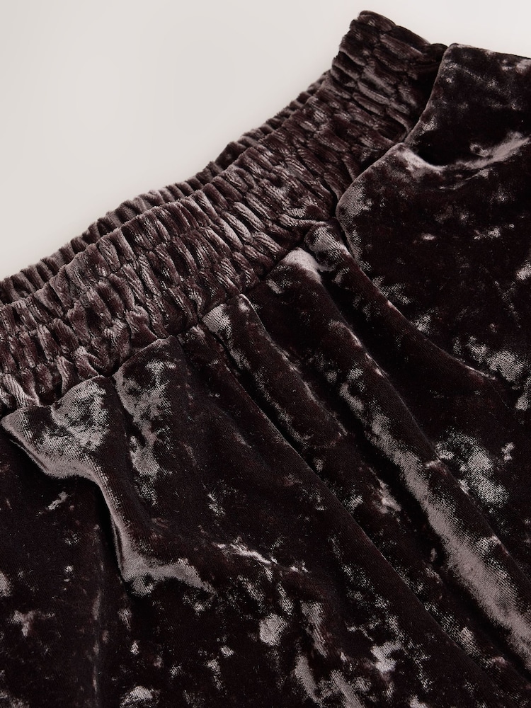 Chocolate Brown Velvet Shorts With Lace Trim - Image 8 of 8 Chocolate Brown Velvet Shorts With Lace Trim - Image 8 of 8