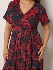 Yours Curve Red Floral Wrap Dress - Image 4 of 5