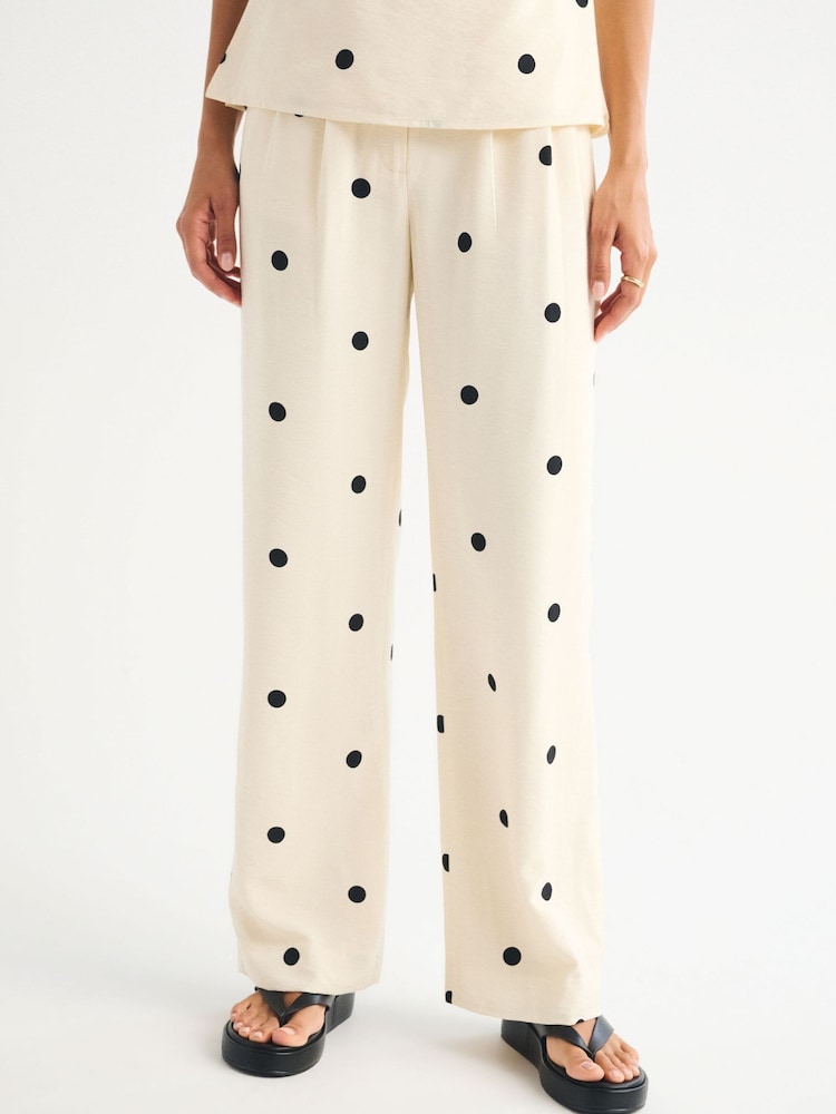 Abercrombie & Fitch White Textured Crepe Sloane Cream Dot Trousers - Image 2 of 7 Abercrombie & Fitch White Textured Crepe Sloane Cream Dot Trousers - Image 2 of 7