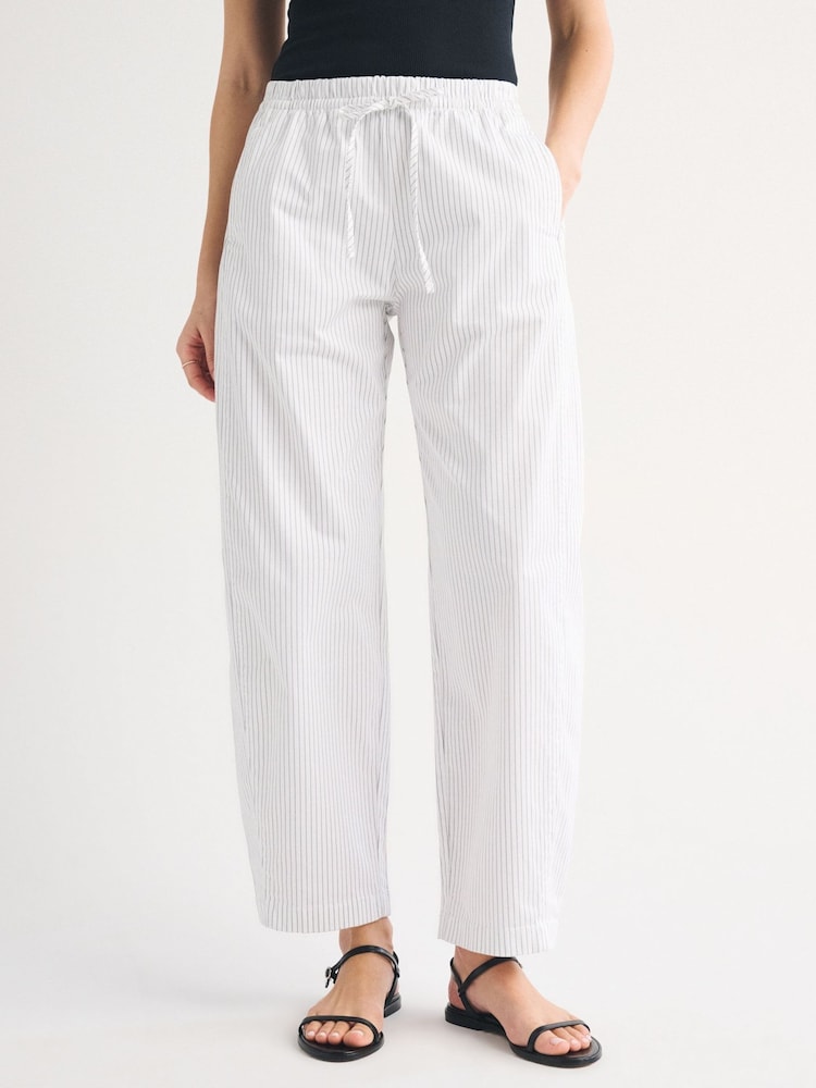 Abercrombie & Fitch Poplin Barrel Pull On Stripe Trousers - Imagen 1 de 6