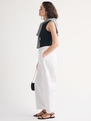 Abercrombie & Fitch Poplin Barrel Pull On Stripe Trousers - Imagen 3 de 6