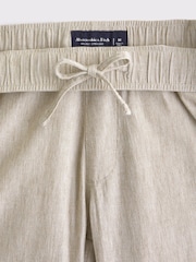 Abercrombie & Fitch Relaxed Fit Pull-On Trousers - Imagen 8 de 9