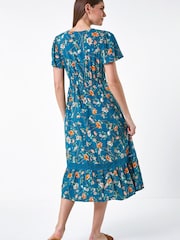 فستان متوسط الطول بجيوب ولمسات دانتيل مزينة بالزهور من Roman - Image 3 of 5