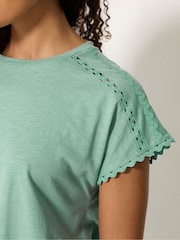 M&Co Green Scalloped Trim Detail Top - Image 4 of 5