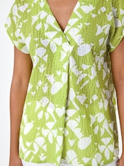 Roman Green Geometric Crinkle Textured Top - Image 5 of 5