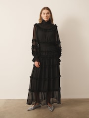 কালো - CERENE Long Sleeve Tiered Ruffle Maxi Dress - 13এর মধ্যে 1 ছবি