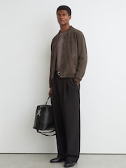 Reiss Mountford Suede Button-Through Bomber Jacket - Imagem 3 de 6