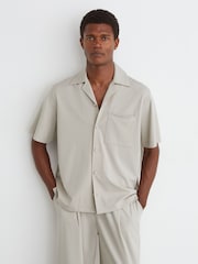 Reiss Light Stone Russo Cuban-Collar Short-Sleeve Shirt - Image 4 of 7