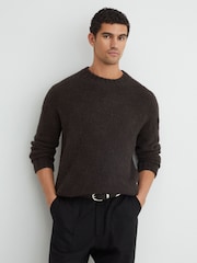 Reiss Chocolate Brown Clarence Wool-Cashmere Bouclé Square-Knit Jumper - Image 3 of 7