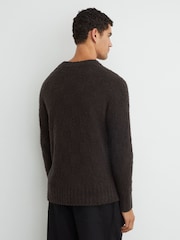 Reiss Chocolate Brown Clarence Wool-Cashmere Bouclé Square-Knit Jumper - Image 6 of 7