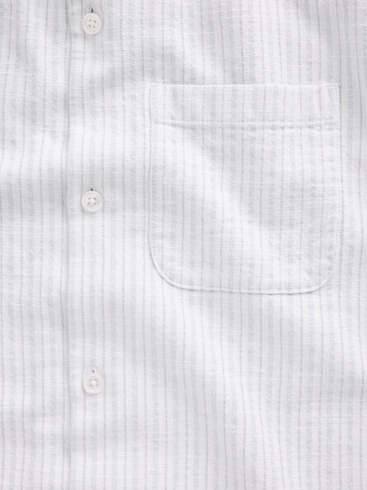 Gap White Dobby Stripe Relaxed Straight-Hem Shirt - Image 4 of 4 Gap White Dobby Stripe Relaxed Straight-Hem Shirt - Image 4 of 4