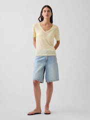 Gap Yellow Linen-Blend Relaxed V-Neck T-Shirt - Image 3 of 4