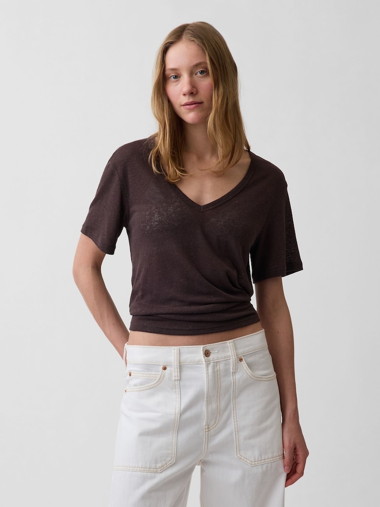 Gap Brown Linen-Blend Relaxed V-Neck T-Shirt - Image 1 of 3 Gap Brown Linen-Blend Relaxed V-Neck T-Shirt - Image 1 of 3