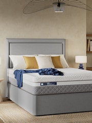 Sealy Silver Fox Hybrid Gel 2200 Drawer Divan Set - Image 1 of 7