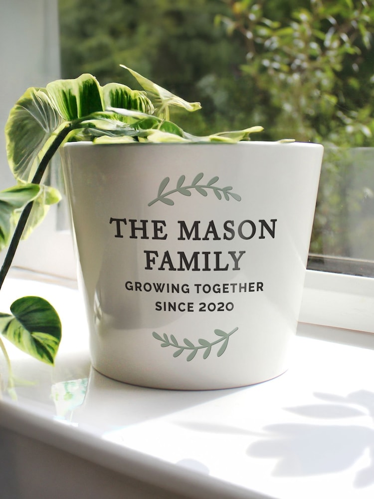 Personalised Personalised Wreath Plant Pot by PMC - Image 2 of 3