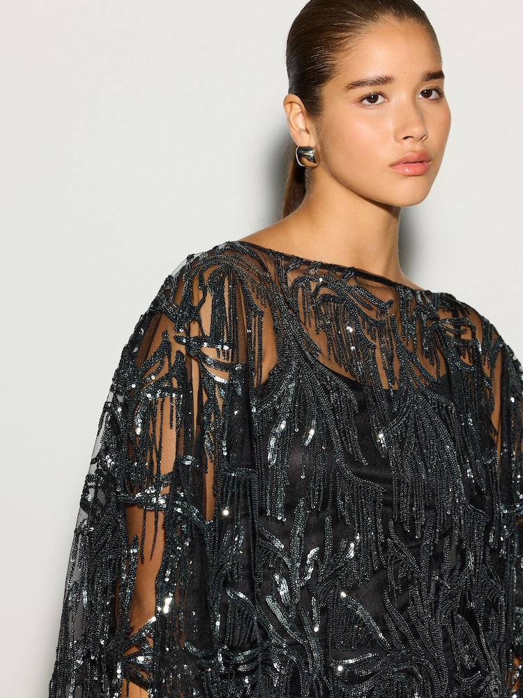Negro/plateado - Tassel Embellished Long Sleeved Cape Top - Imagen 6 de 6 Negro/plateado - Tassel Embellished Long Sleeved Cape Top - Imagen 6 de 6