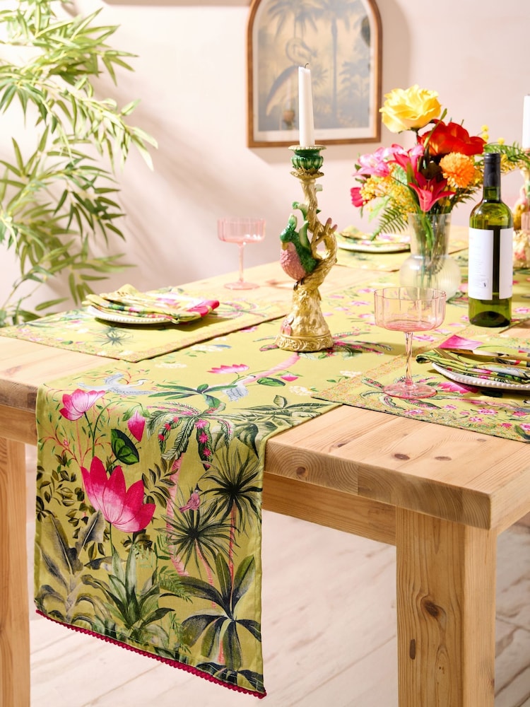Joe Browns Green Herons Haven Table Runner - Image 5 of 5