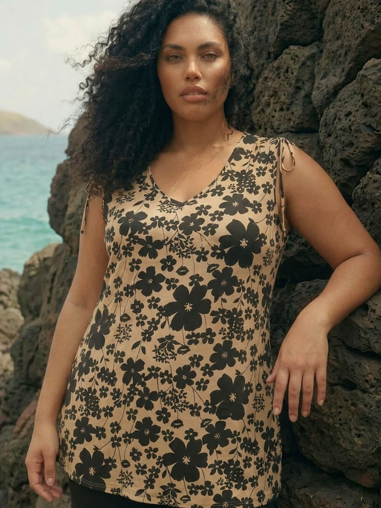Roman Natural Curve Floral Print Vest Top - Image 1 of 4