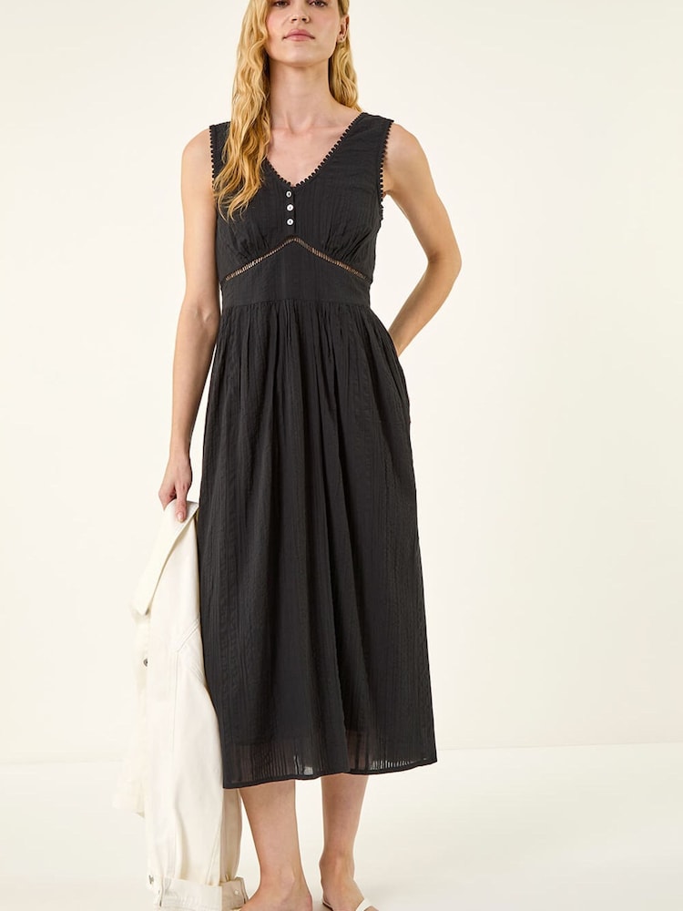 Negro - Roman Seersucker V-Neck Midi Dress - Imagen 1 de 5