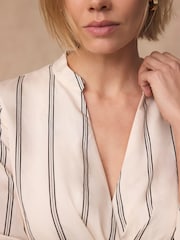 فستان متوسط الطول بنمط مخطط من Mint Velvet - Image 5 of 7