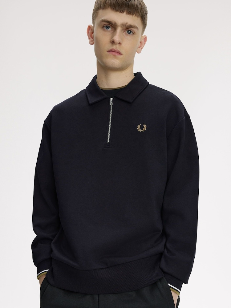 Svart - Fred Perry Half Zip Collared Sweatshirt - Bilde 2 av 5