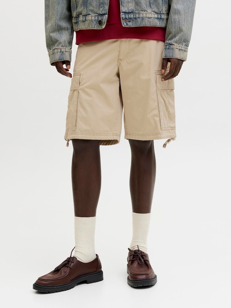JACK & JONES Brown Relaxed Fit Cargo Shorts - Image 1 of 8 JACK & JONES Brown Relaxed Fit Cargo Shorts - Image 1 of 8