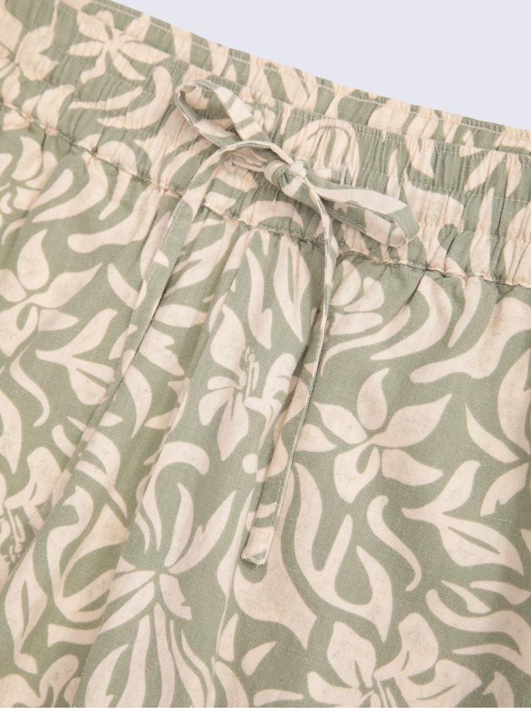Animal Green Nova Linen Shorts - Image 4 of 4 Animal Green Nova Linen Shorts - Image 4 of 4