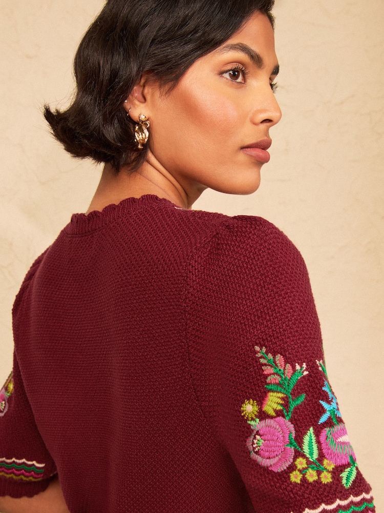 Love & Roses x RHS Burgundy Red Floral Embroidered Scallop Neck Knitted Top - Image 4 of 4