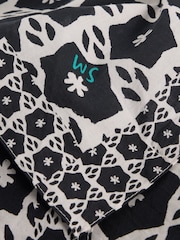 Черный - Квадратный шарф с принтом White Stuff Ellie - Изображение 3 3