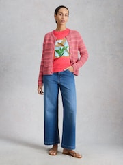 تيشرت Gina مزين برسومات جرافيك من White Stuff - Image 3 of 6