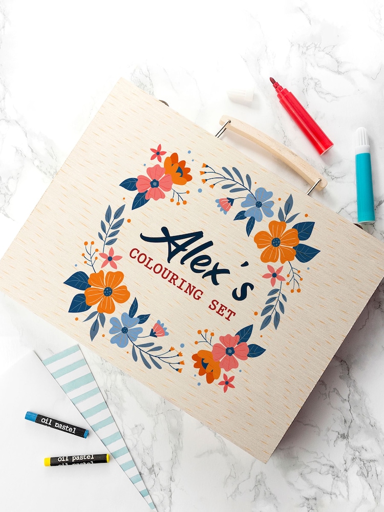 Treat Republic Personalised Kid's Springtime Flower Garland Colouring Set - Image 1 of 4